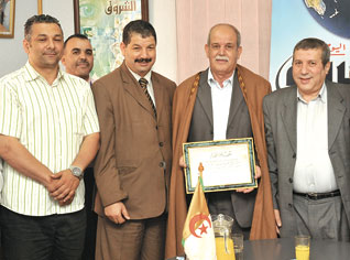 â€œEchoroukâ€ pays homage to the Algerian squad coach Rabah Saadane