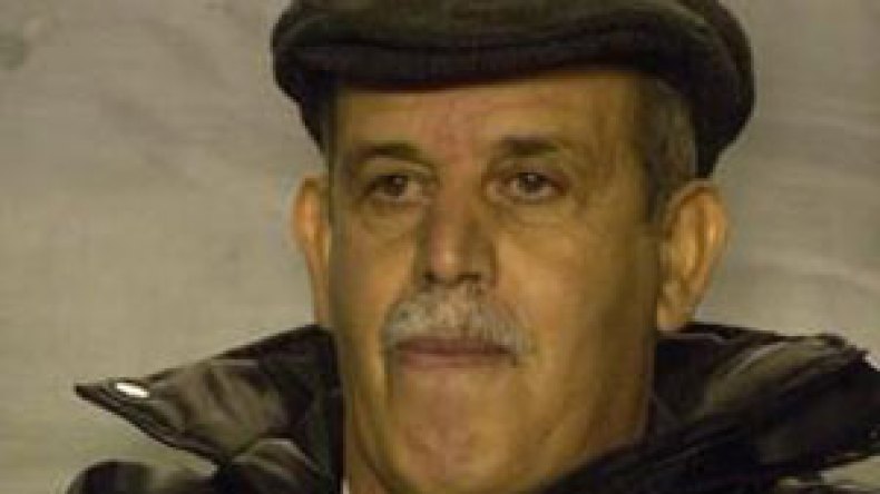 سعدان يطالب بإيجاد الحلول لمشكلي العلاوات والألبسة الرياضية