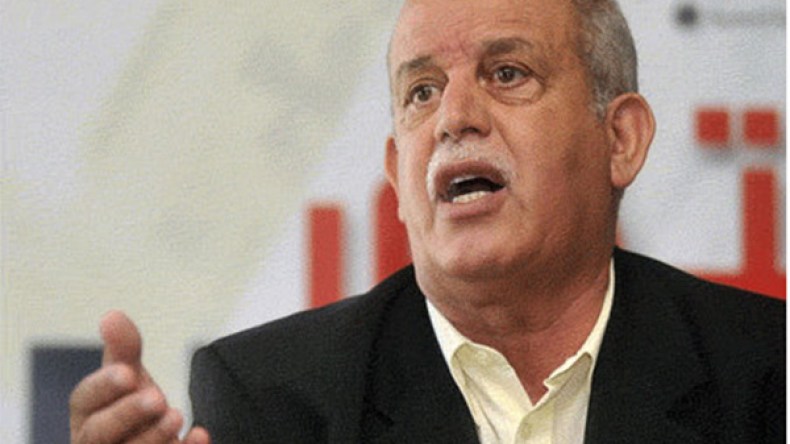 سعدان يشيد بتفعيل التنافس بين اللاعبين ويدعو لتعزيز التوازن الدفاعي