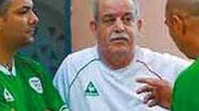 الطاقم  الفني  لرابح  سعدان  بين  الرضا  والانتقادات