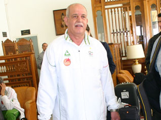 Football: SaÃ¢dane to announce Monday the list of selected players in expectation of World Cup qualifier versus Egypt.