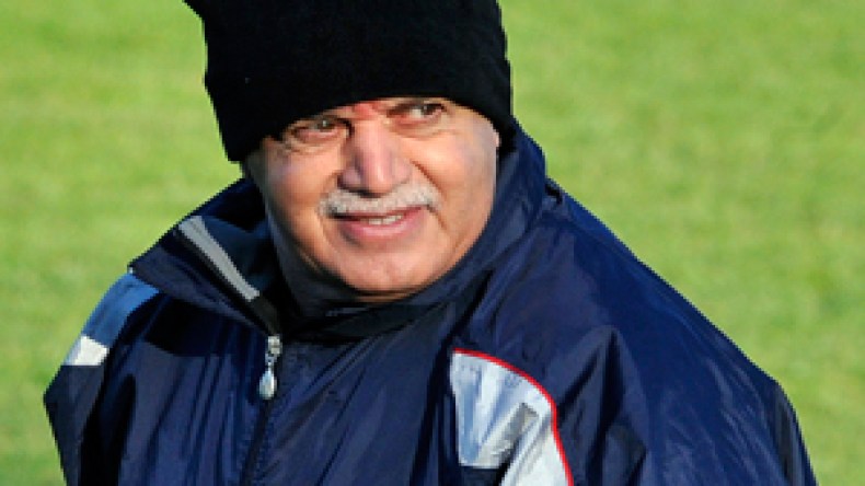 “أنا باقٍ في المنتخب والأزمة زادتني قوة للتألق في أنغولا”