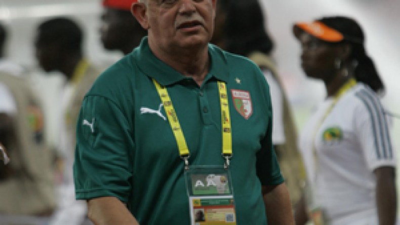 لقب‭ ‬أفضل‮ ‬منتخب‭ ‬لـ2009‭ ‬يحفزنا‭ ‬كثيرا