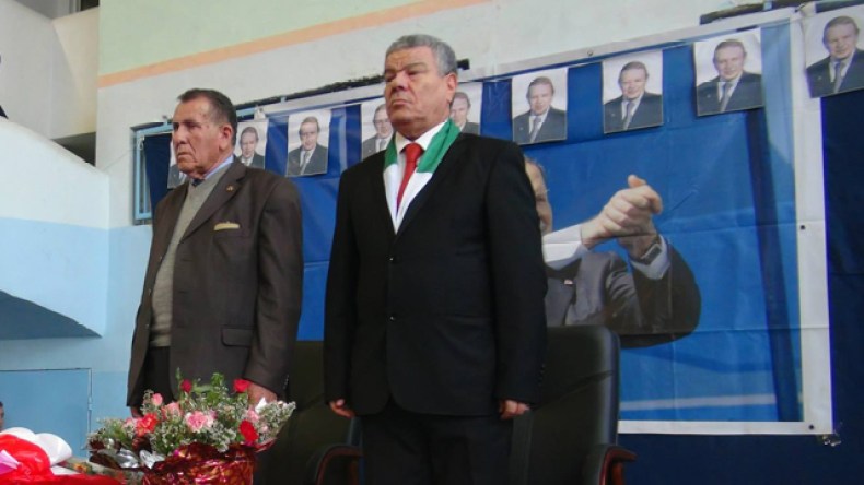 سعداني: بوتفليقة يقول لكم الكرة في ملعبكم