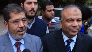 Égypte : l’Assemblée du peuple dissoute défie la justice en se réunissant