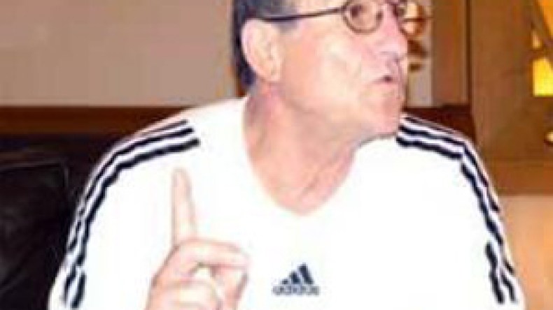 أهلي طرابلس يعاود الاتصال بسعدي ويغريه بمبلغ كبير