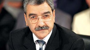 Opposition leader Said Saadi confers with European ambassadors in Algiers