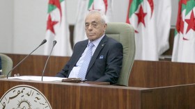 ليس هناك أيّ قانون يدفعني للاستقالة.. وحلّ البرلمان ليس من صلاحيات أويحيى