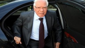 وزير الدفاع التونسي يؤكد أن العلاقات مع الجزائر متميزة