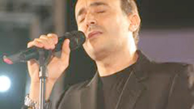 صابر‭ ‬الرباعي‭ ‬يهدد‭ ‬بمقاطعة‭ ‬قرطاج‭ ‬و ‭ ‬احتفالات‭ ‬وزارة‭ ‬الثقافة