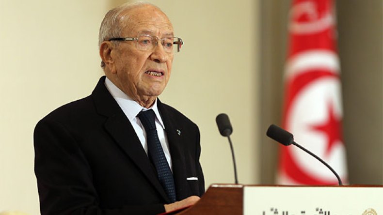 العزل والتكفير في انتظار السبسي