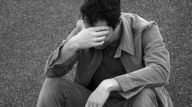 أهل بلدتي.. لم يكيد بعضكم لبعض وتبدون العداوة والخصام؟