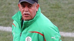 سعدان‭ ‬ينفي‭ ‬ويؤكد‭ ‬لـ‮”‬الشروق‮”‬‭ ‬انتظاره‭ ‬العرض‭ ‬المناسب