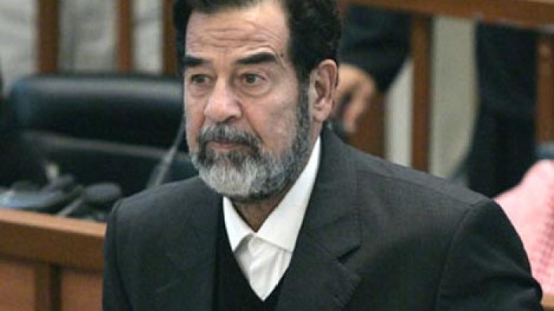 رئيس المحكمة المستقيل: محاكمة صدام لم تكن عادلة وحيادية