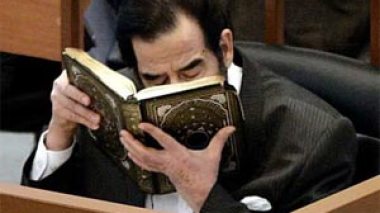 L'administration Bush admet qu'il n'y avait aucun lien entre Saddam Hussein et Al-Qaida