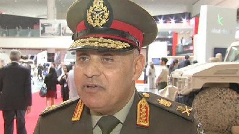 صدقي صبحي يؤدي اليمين وزيرا لدفاع مصر خلفا للسيسي