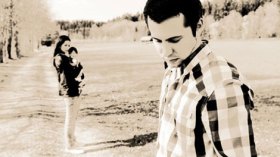 أنقذتها من اليتم والعذاب فكافأتني بالخيانة والغدر