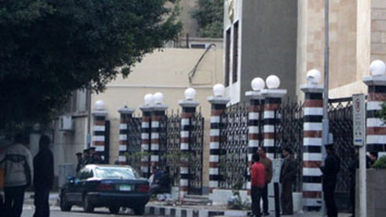 السفارة السورية بالقاهرة تستأنف عملها بعد عزل مرسي