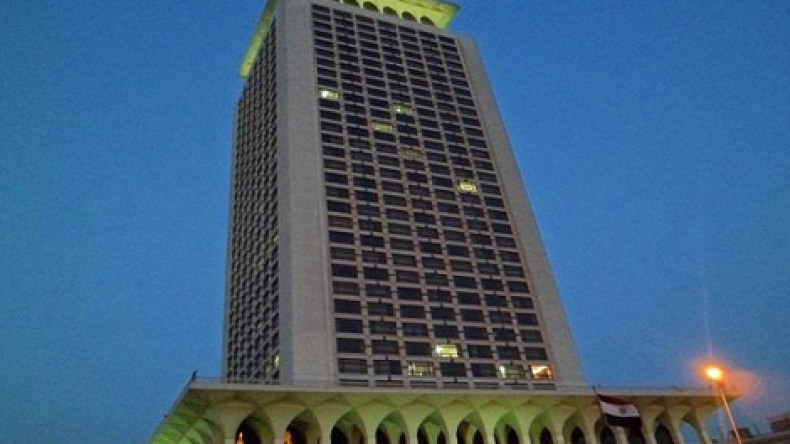 سفارة مصر بالجزائر تستأنف حكم بالحبس ضد مصريين متهمين بالتزوير