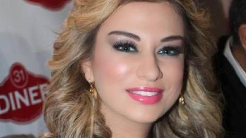 انهيار ريم غزالي بعد “الوفاة التراجيدية” للإعلامي اللبناني مازن دياب