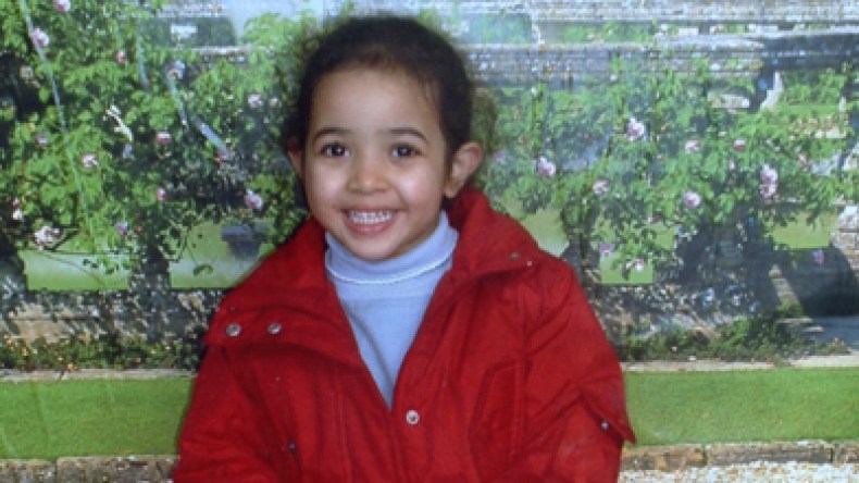 قضية الطفلة صفية على مكتبي زياري وولد عباس
