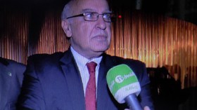 حالة الملعب تعكس ضعف اقتصاد مالاوي و”إيبولا” منتشر في غرب إفريقيا