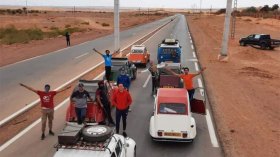 مغامرو السيارات العتيقة يصلون جانت بعد قطع 2500 كيلومتر