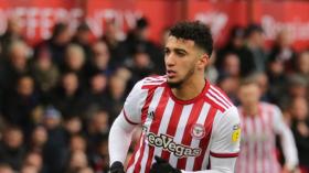 مدرب برينتفورد: بن رحمة ليس للبيع