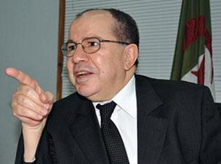 Minister accuses pharmacists of doing politics.