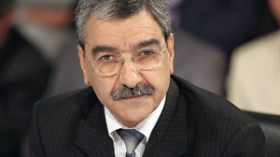 زعيم الأرسيدي متهم بالإساءة إلى عائلة ثورية