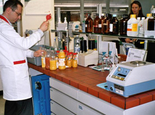 Le groupe « Saidal » signe trois contrats avec des laboratoires Cubains