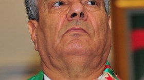 سعداني يدخل مقرّ الأفلان بالزغاريد.. اختفاء مفاجئ لجماعة بلعياط