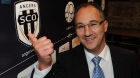 جزائري ينال لقب أفضل رئيس نادٍ في الدوري الفرنسي