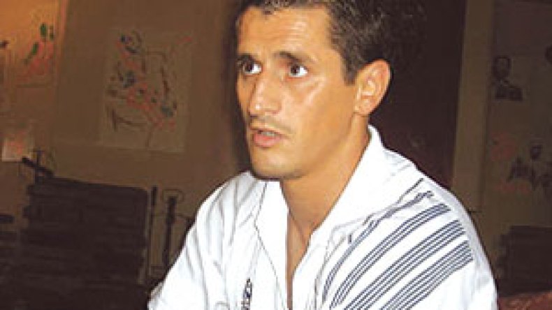 صايفي الجزائري الوحيد المرشح للمنافسة عربيا في جائزة السوبر