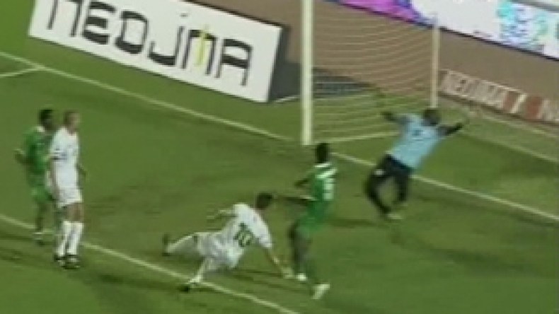 الخضر.. رِجل في المونديال، والتماسيح يكتفون بكأس الأدغال