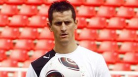 صايفي يدعو خليلوزيتش لمنح الفرصة لغيلاس ويحيى شريف