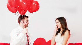 شباب يحتفلون بالوثنية وهم لا يعلمون!