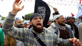 سلفيو تونس يصرون على تجمّعهم رغم الحظر