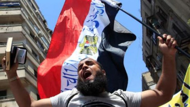سلفيون في مصر يحكمون بقطع يد شاب ولسان شقيقه