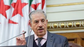 قوجيل يحذر من دسائس تحاك ضد الجزائر