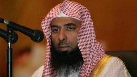 إمام الحرم النبوي يرد على فتوى مظهر شاهين بتطليق “الإخوانية”