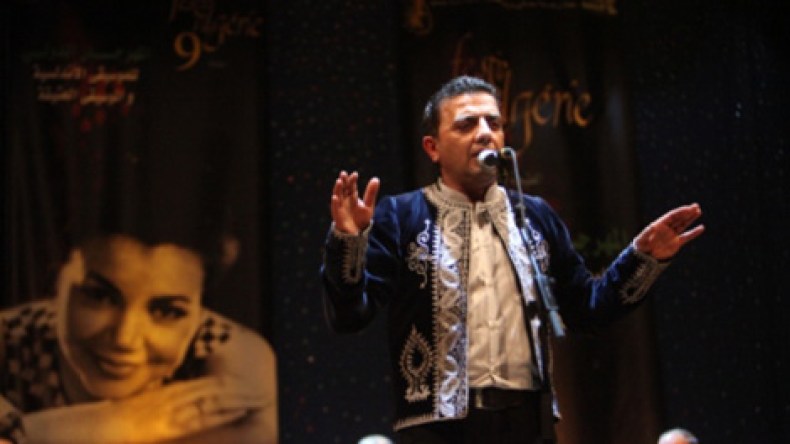 “شيوخ سلاطين الطرب الحلبية” تنتصر لزمن الفن الجميل