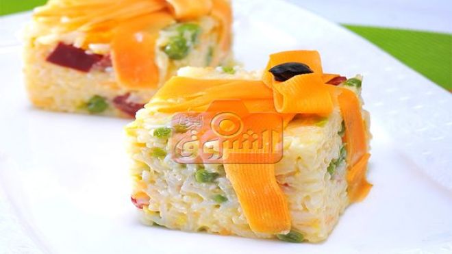 سلطة الأرز في شكل هدية