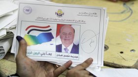 Saleh hands over Yemen reins to successor
