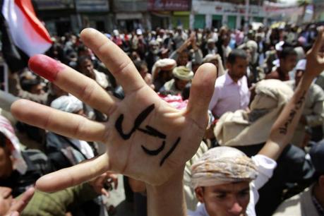 Yémen: un sit-in de militaires réclamant le limogeage de leur commandant