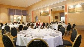 قاعات حفلات بـ 30 مليونا و”زردات” لاستقبال الحجاج