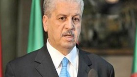 سلال في زيارة عمل لسوق أهراس