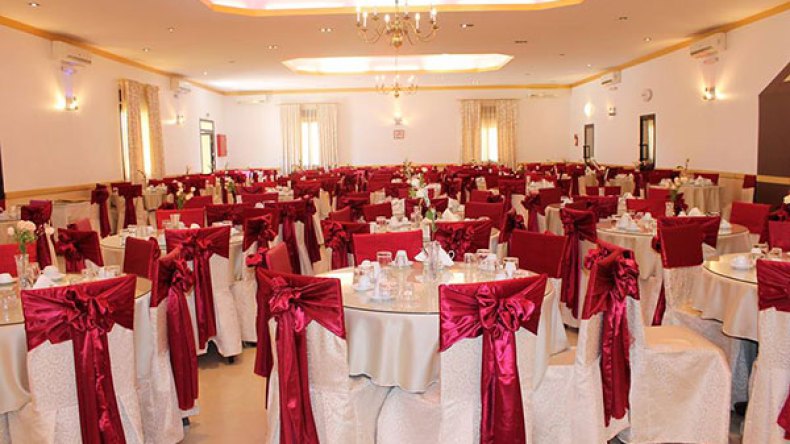 قاعة الحفلات.. شرط من شروط الزواج في الجزائر