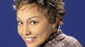 ليس لدي مشاكل مع روتانا وأتابع أخبار الجزائر عبر موقع الشروق أون لاين