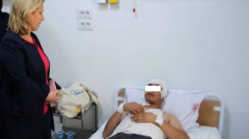 اعتداء على حافلة لأنصار اتحاد العاصمة بتونس.. واعتقال 17 معتديا